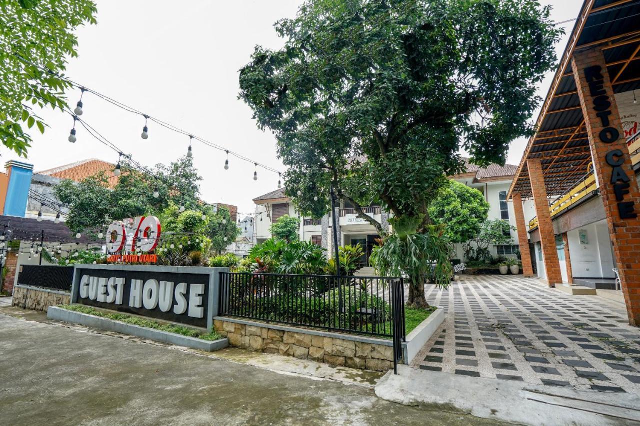 Oyo 282 Putri Utari Residence Malang Exteriér fotografie