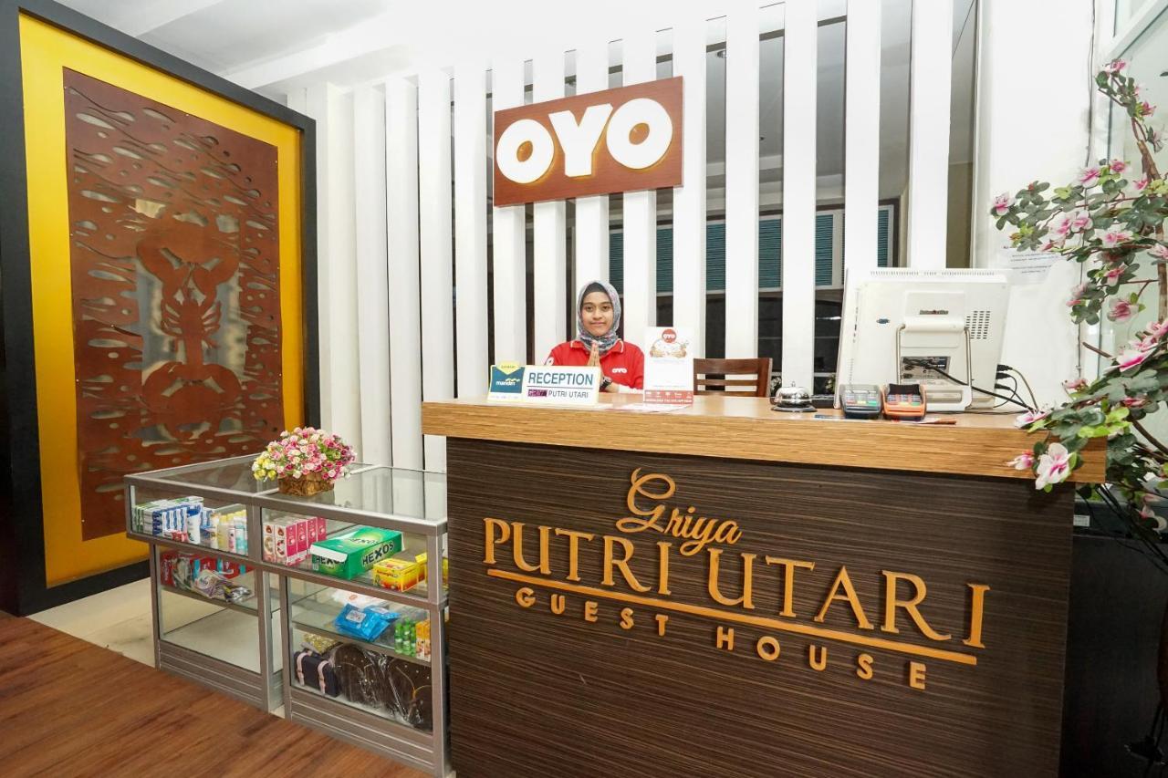 Oyo 282 Putri Utari Residence Malang Exteriér fotografie