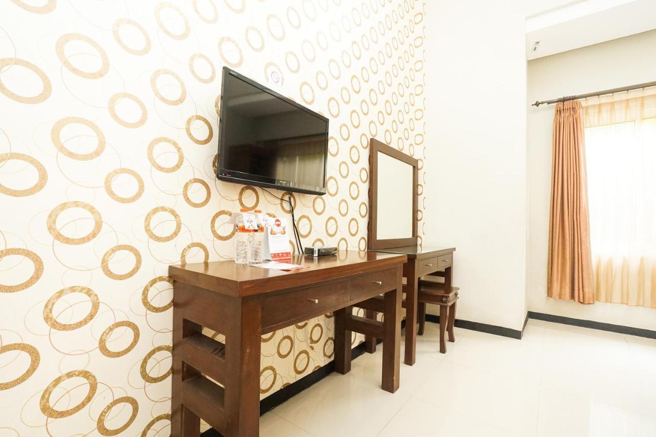 Oyo 282 Putri Utari Residence Malang Exteriér fotografie