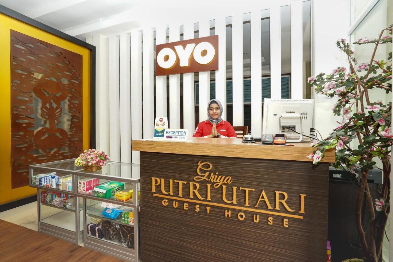 Oyo 282 Putri Utari Residence Malang Exteriér fotografie